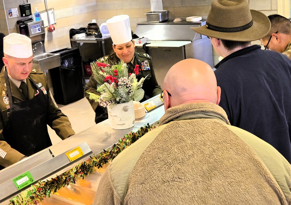 Fort McCoy Garrison leaders support special 2025 dining facility holiday meal for installation team