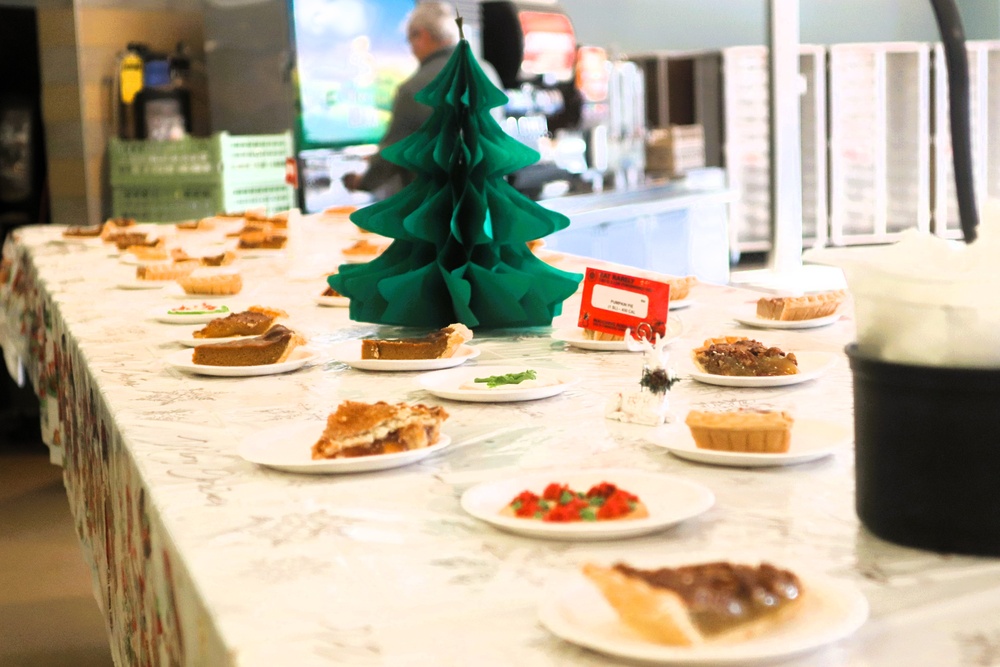 Fort McCoy Garrison leaders support special 2025 dining facility holiday meal for installation team