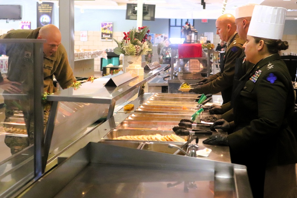 Fort McCoy Garrison leaders support special 2025 dining facility holiday meal for installation team