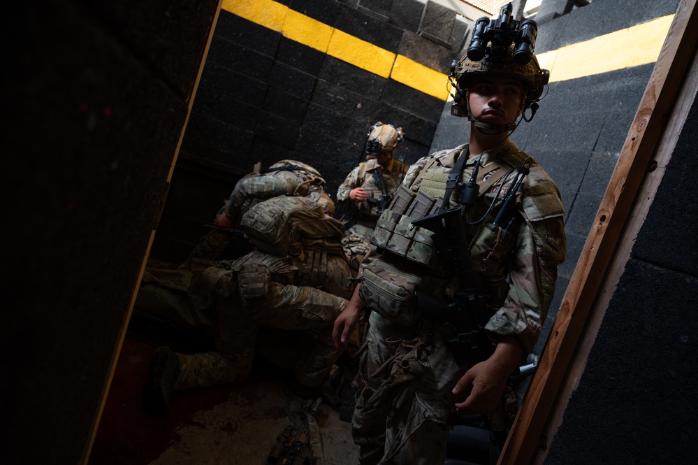 Sharpening the Edge — Guard Airmen Train Alongside Green Berets