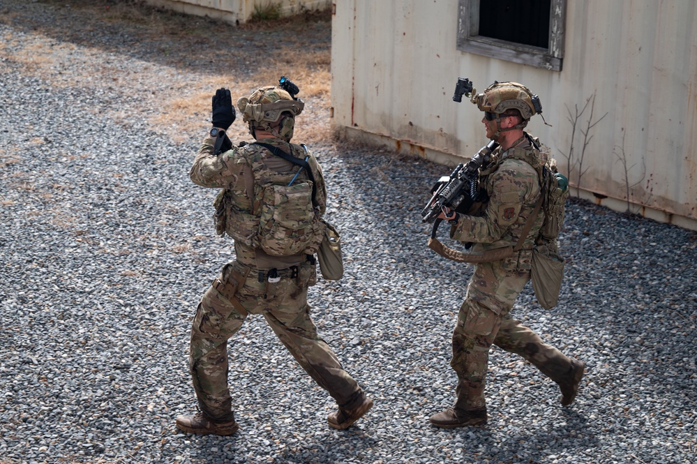 Sharpening the Edge — Guard Airmen Train Alongside Green Berets