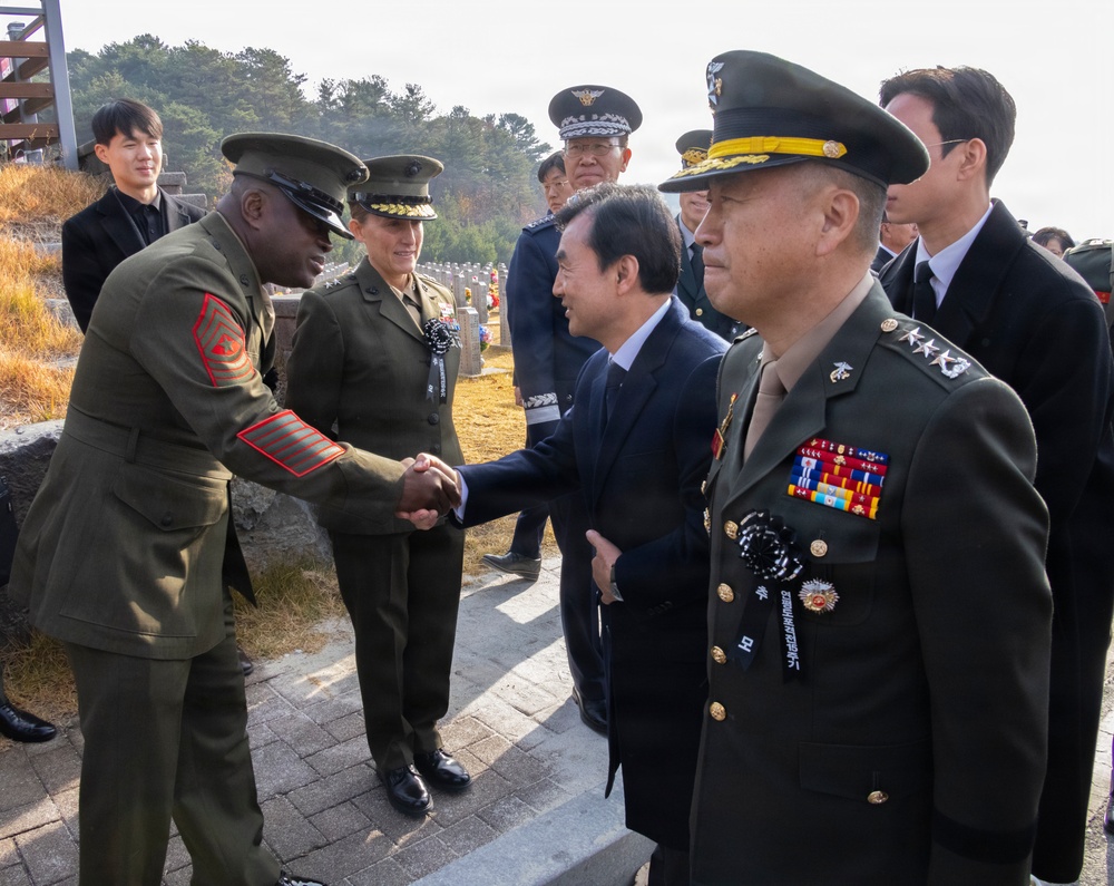 MARFORK attends a memorial ceremony for the Bombardment of Yeonpyeong