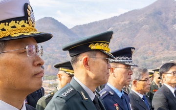 MARFORK attends a memorial ceremony for the Bombardment of Yeonpyeong