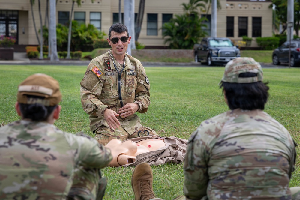 25th CAB Trains with Air Force 15th Medical Group