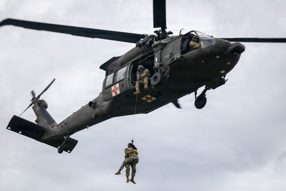 25th CAB Trains with Air Force 15th Medical Group