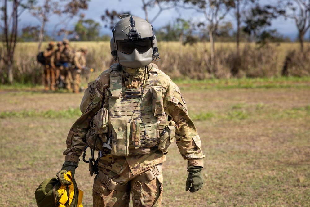 25th CAB and DIVARTY conduct M119 Howitzer Dry Fire