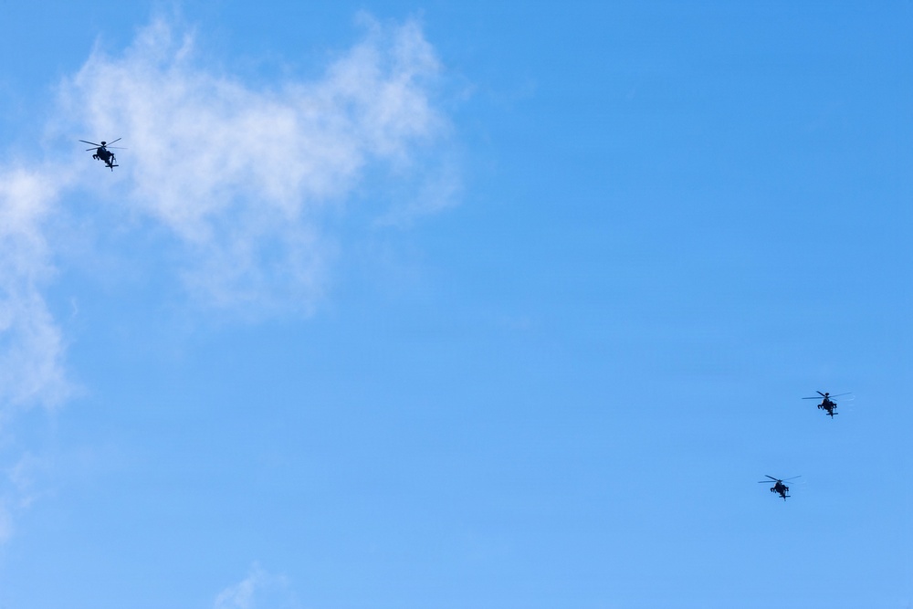 25th CAB Conducts AH-64 Apache Air Assault Operation