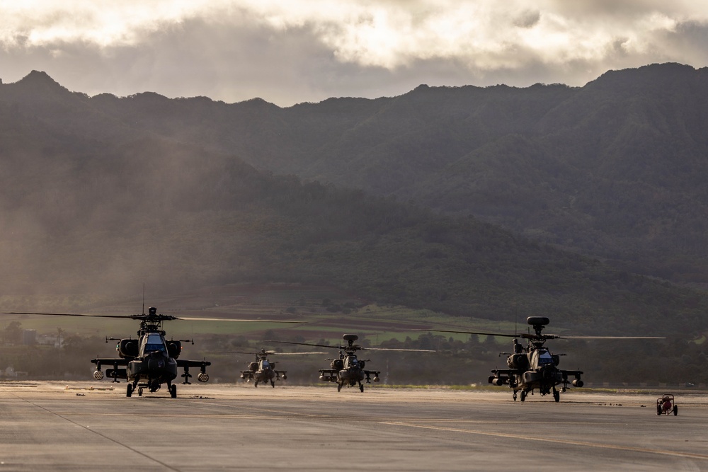 25th CAB Conducts AH-64 Apache Air Assault Operation