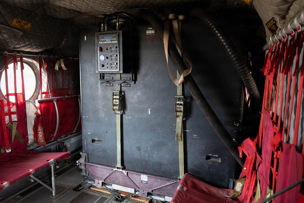 25th CAB HHC Sets up a Tactical Operations Center