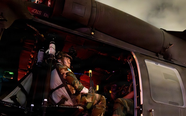 25th CAB Conducts Night Air Assault Operation