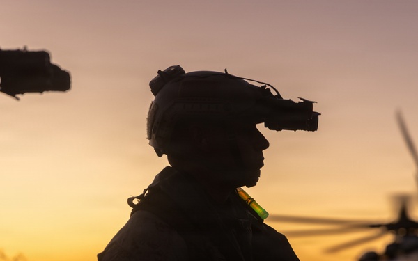 1st Recon Bn., VMX-1 conduct night helocast using CH-53K