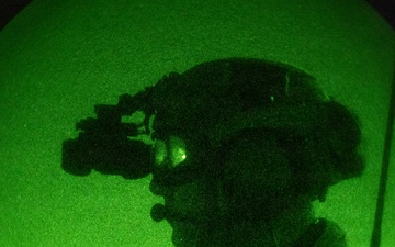 1st Recon Bn., VMX-1 conduct night helocast using CH-53K