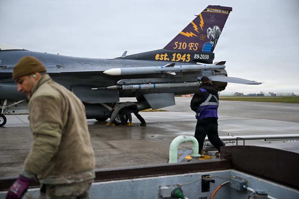 Sustaining Airpower: 510 FS/FGS Hot-Pit Refueling