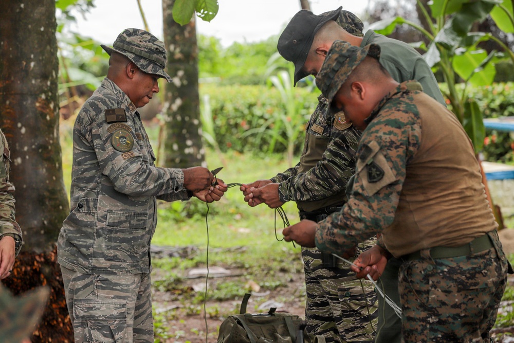 Combined Jungle Operations Training Course 26-2 Day 1