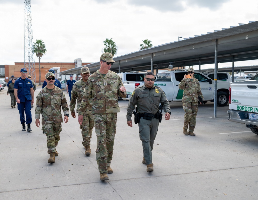 Coast Guard Atlantic Area Commander visits Coast Guard, U.S. Border Patrol personnel at southern border