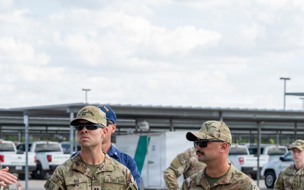 Coast Guard Atlantic Area Commander visits Coast Guard, U.S. Border Patrol personnel at southern border