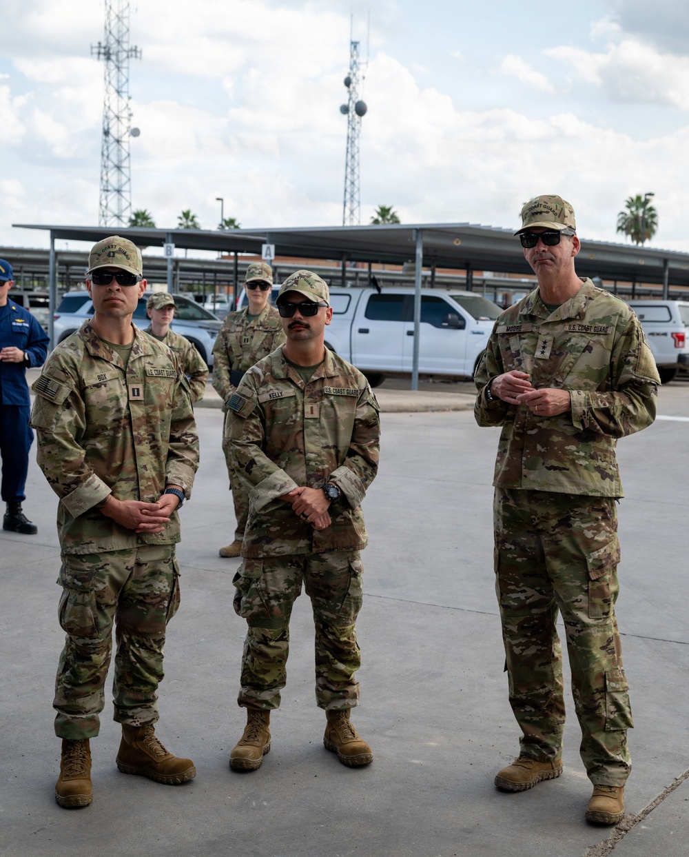 Coast Guard Atlantic Area Commander visits Coast Guard, U.S. Border Patrol personnel at southern border