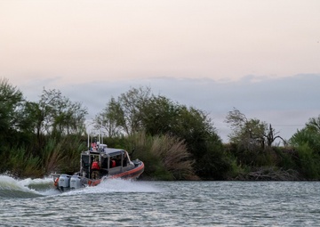 Coast Guard Atlantic Area Commander visits Coast Guard, U.S. Border Patrol personnel at southern border