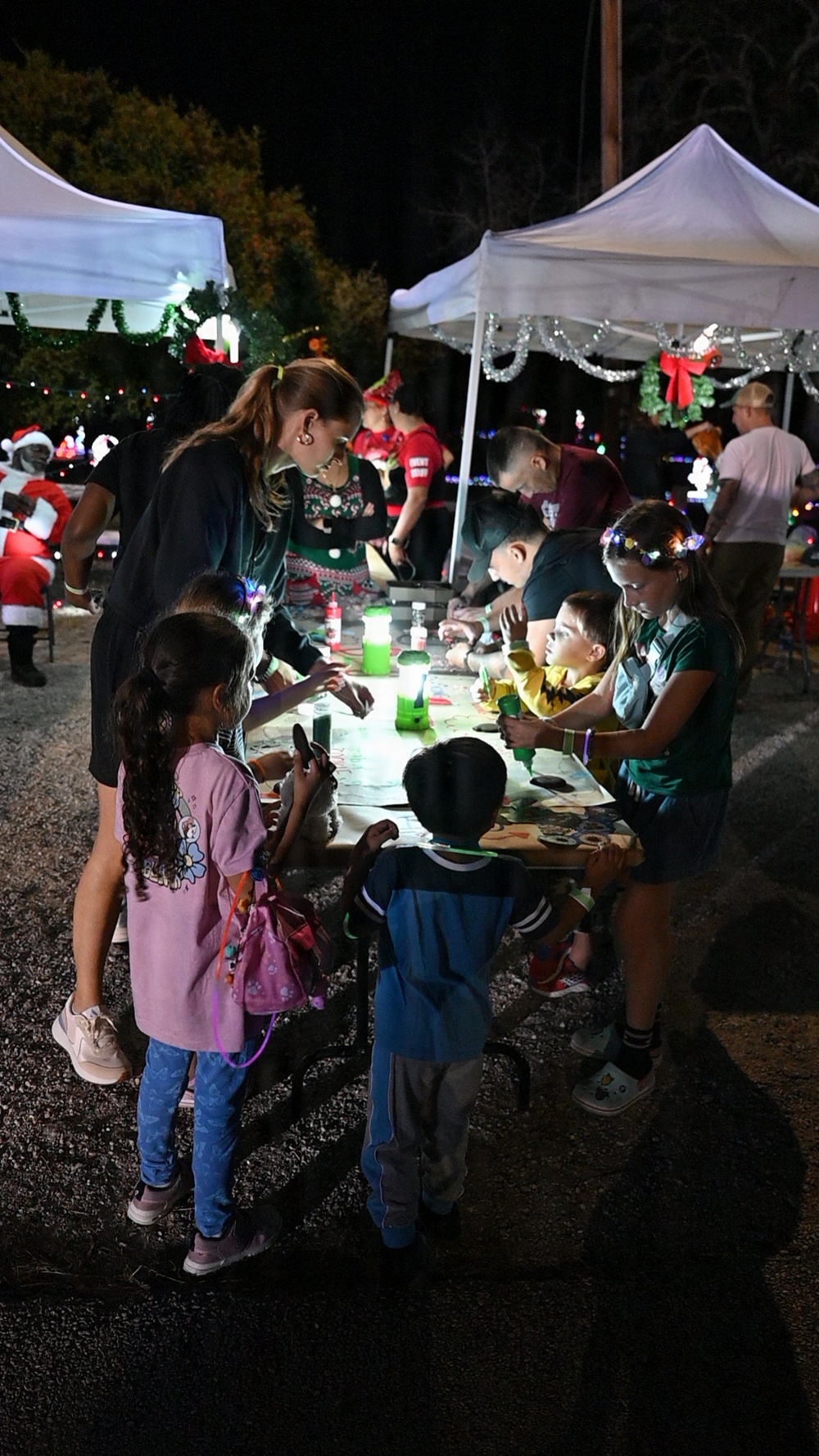 Turkey, Tinsel Family Fun Run ushers in holiday season at BLORA