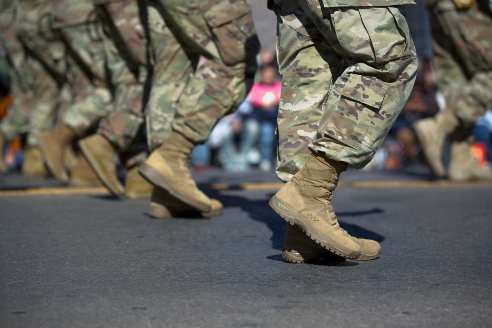 Fort Bliss Soldiers, heavy metal help kick off holiday season in the Sun City