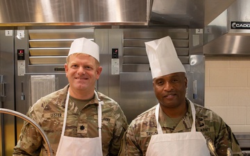 Joint Task Force Southern Guard leadership serves a Thanksgiving meal to service members