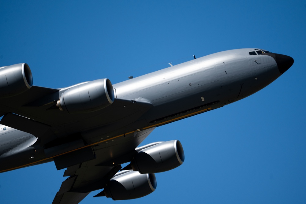 Ready to Refuel: 6 ARW KC-135 crew prepares for Global Thunder 26
