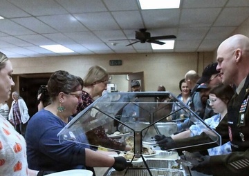 Fort Carson prepares Thanksgiving meals for community