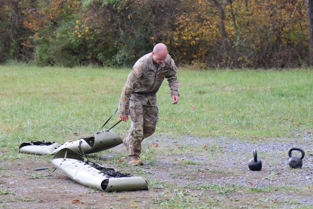 Soldiers selected for international best squad competition