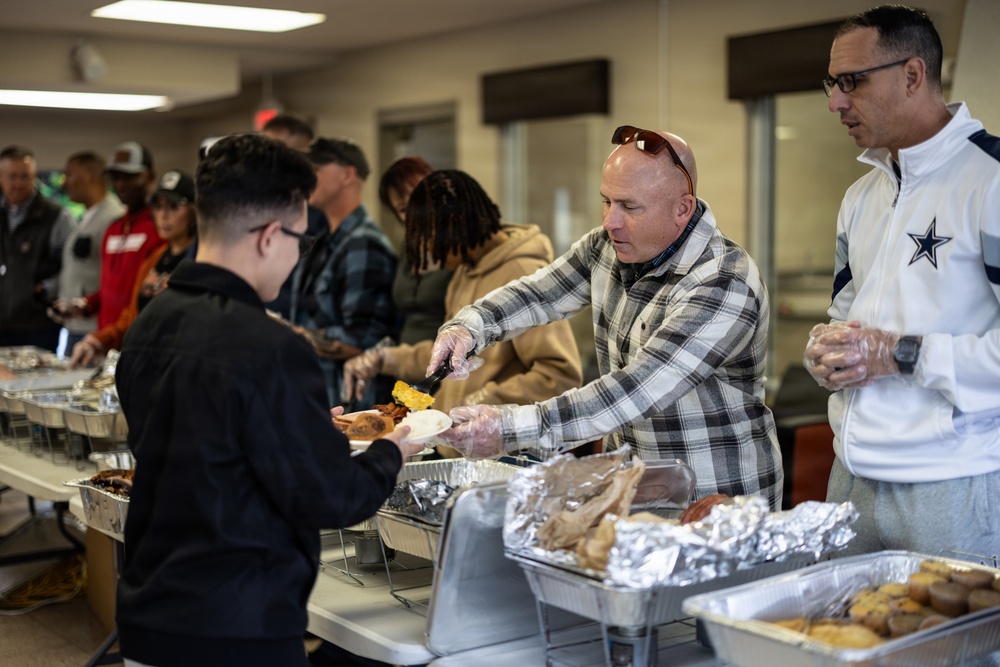 2nd Marine Division Barracks Thanksgiving Brunch