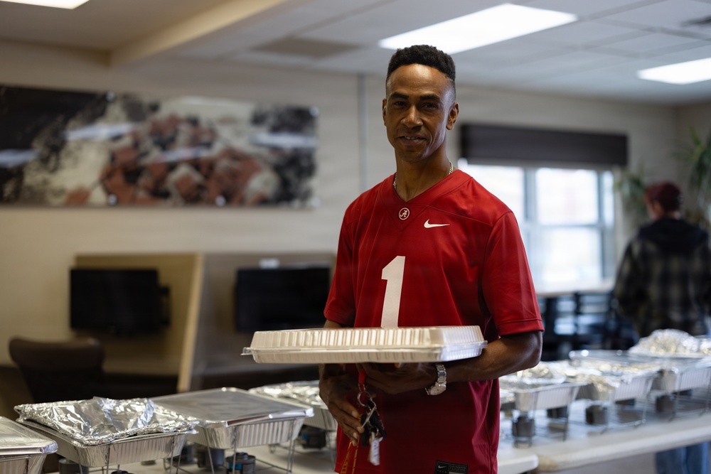 2nd Marine Division Barracks Thanksgiving Brunch