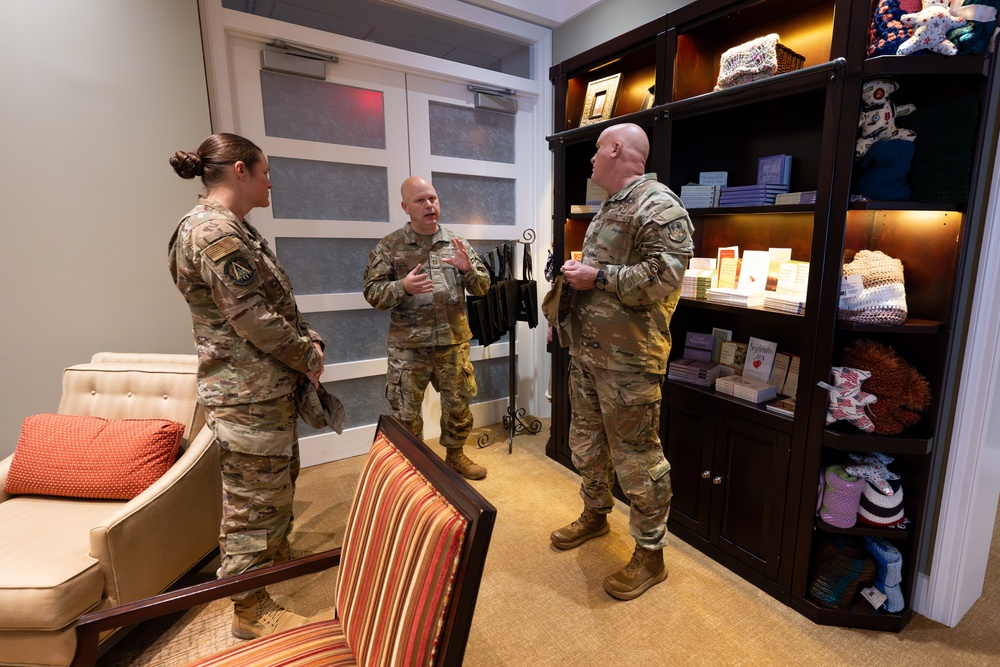 AFCENT Chaplain Visits AFMAO