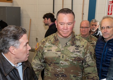 Sen. McCormick visits Pa. National Guard