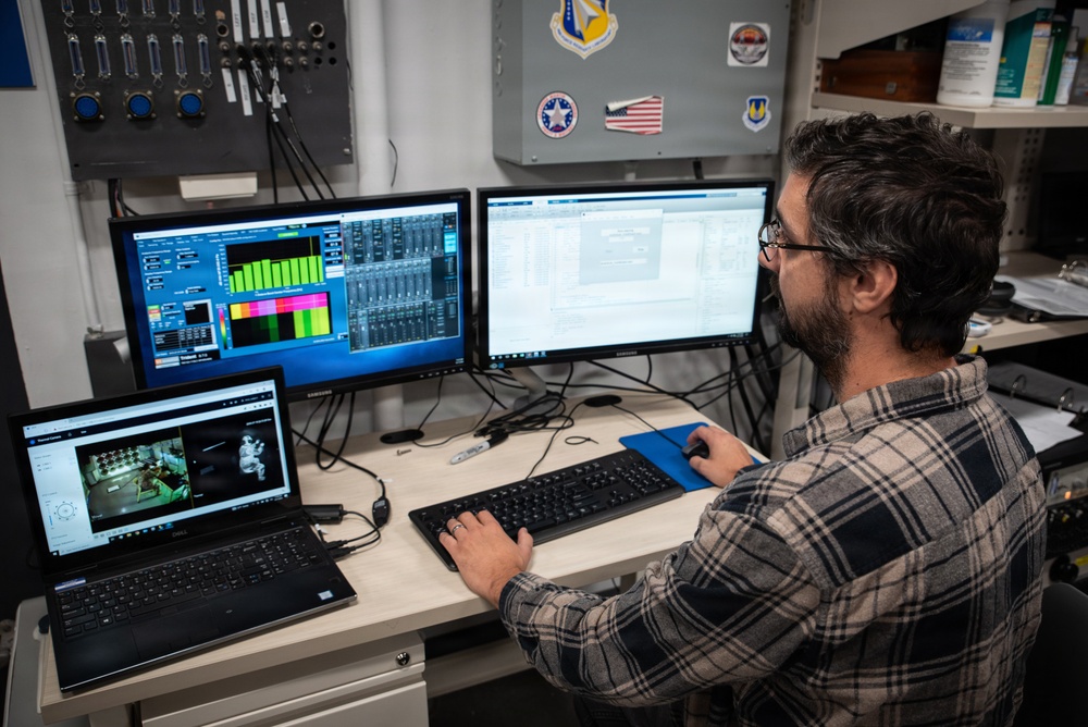 AFRL’s 711 HPW studies impact of noise on performance, hearing health