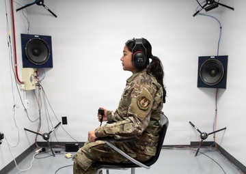 AFRL’s 711 HPW studies impact of noise on performance, hearing health