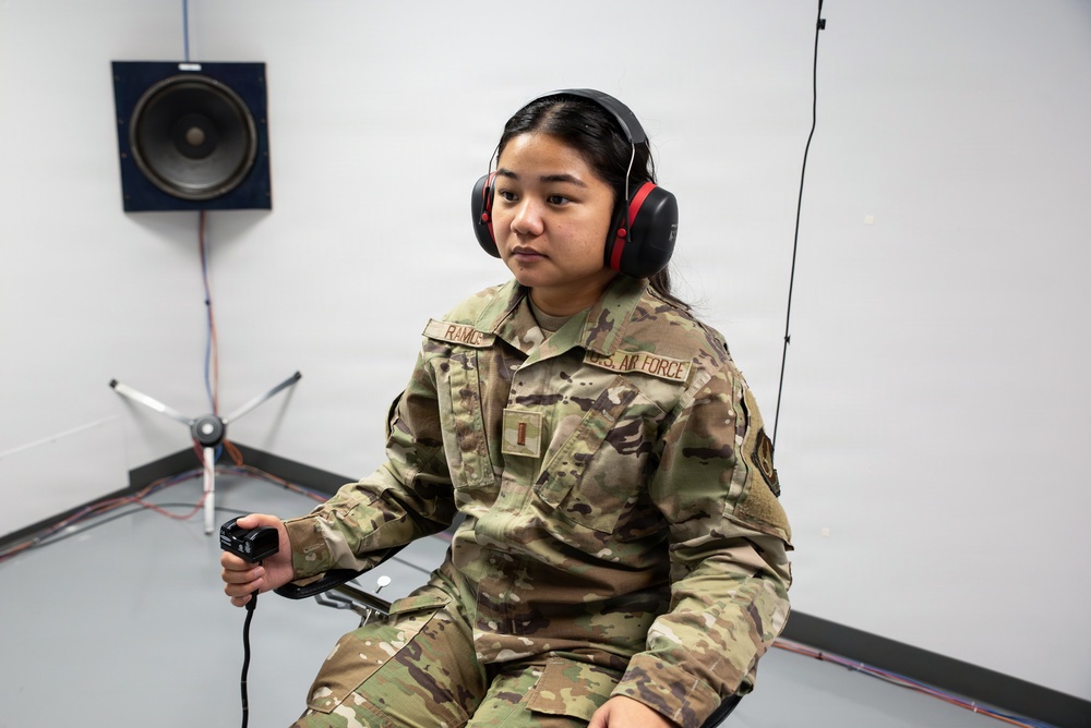 AFRL’s 711 HPW studies impact of noise on performance, hearing health