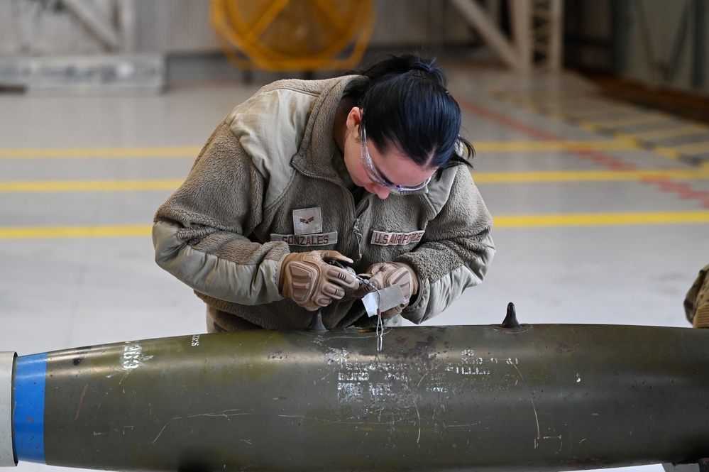 33rd FW conducts quarterly load competition