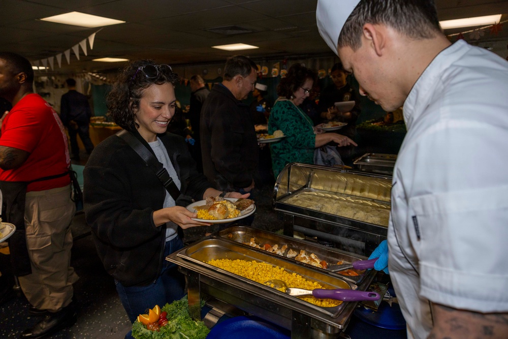 USS Kearsarge Celebrates Thanksgiving