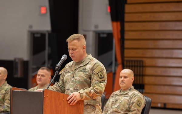 Wisconsin National Guard's 1-121 Field Artillery Regiment Departs for Deployment