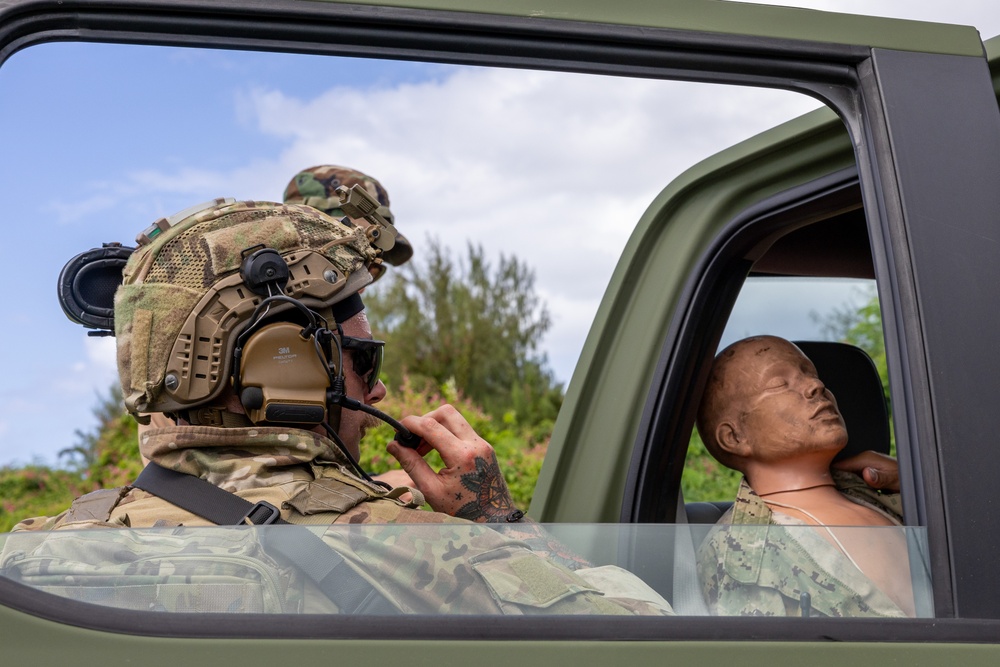 EODMU 5 Conducts Vehicle Mine Strike Drill