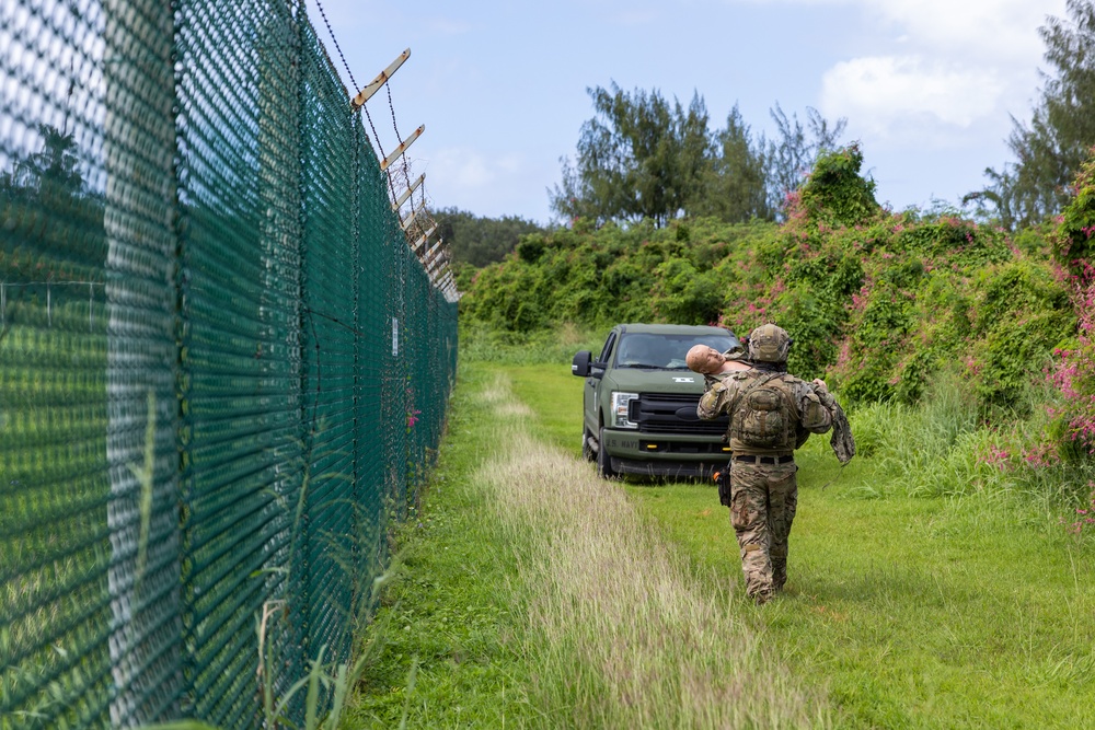 EODMU 5 Conducts Vehicle Mine Strike Drill