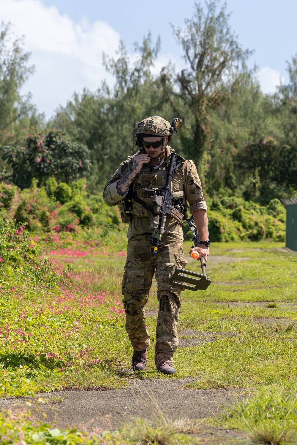 EODMU 5 Conducts Vehicle Mine Strike Drill