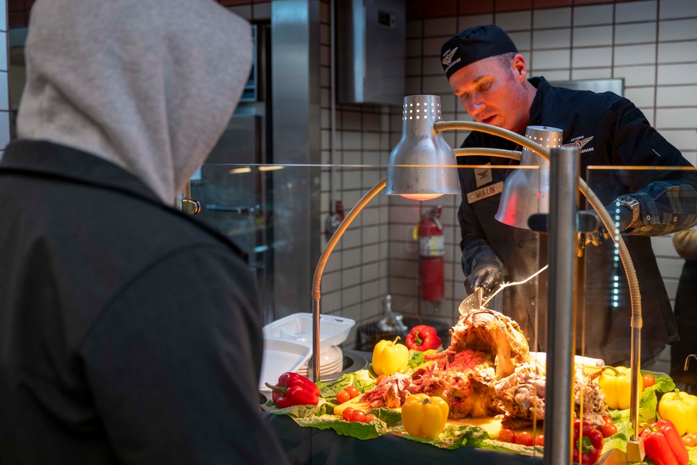 354th Fighter Wing hosts annual Thanksgiving meal