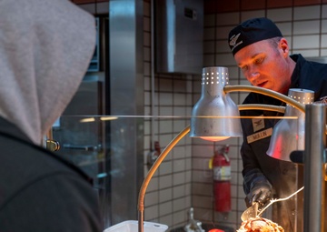 354th Fighter Wing hosts annual Thanksgiving meal