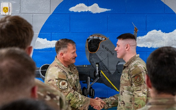 Leadership learns from the line: 909th AMU showcases excellence