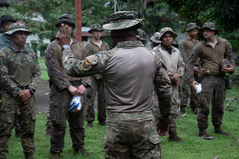 Combined Jungle Operations Training Course 26-2: Day 3