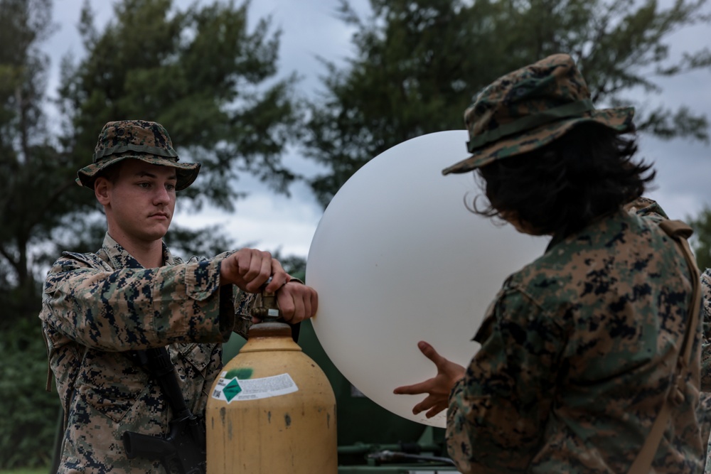 3d Intelligence Battalion conducts meteorological and oceanographic sensor field training at Kin Blue