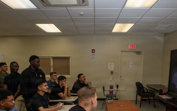 3rd MLG Communications Company Holds Thanksgiving Holiday Party