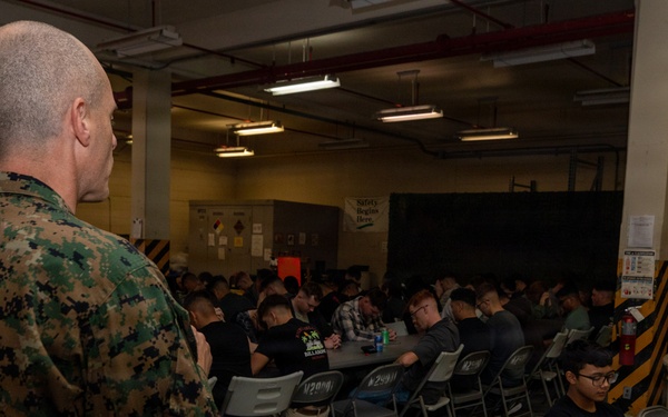 3rd MLG Communications Company Holds Thanksgiving Holiday Party