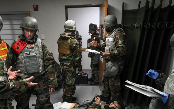 8th MDG trains and triages during Beverly Sentinel 26-1