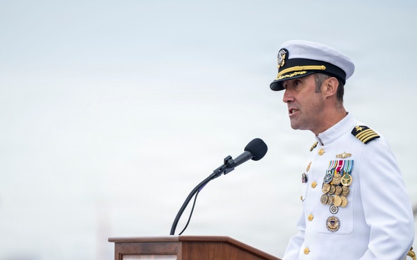 USS Howard (DDG 83) Change of Command Ceremony